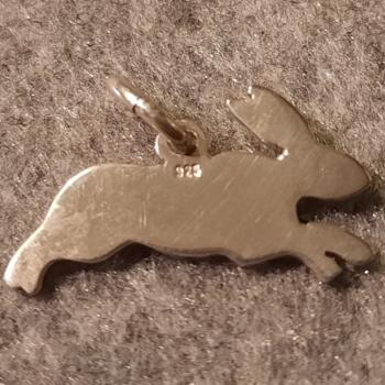 Hare Pendant Polished and Matted | Handmade Hunting Jewelry